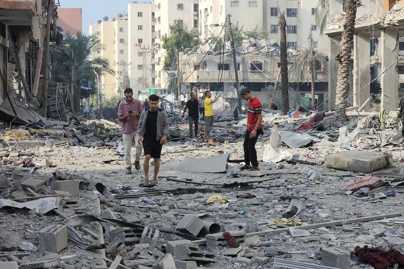 İşgal rejimi Gazze'nin internetini kesiyor