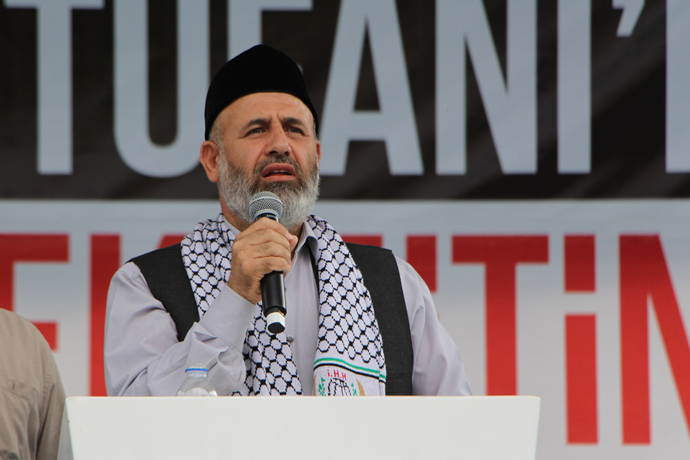 HAMAS Alimler Birliği Dış Ülkeler Sorumlusu Dr. Nevvaf Tekruri
