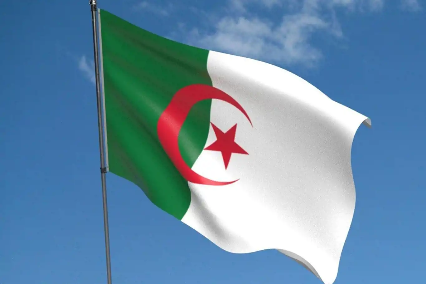 Cezayir'de siyonist rejimin saldırılarından dolayı tüm sportif faaliyetler askıya alındı