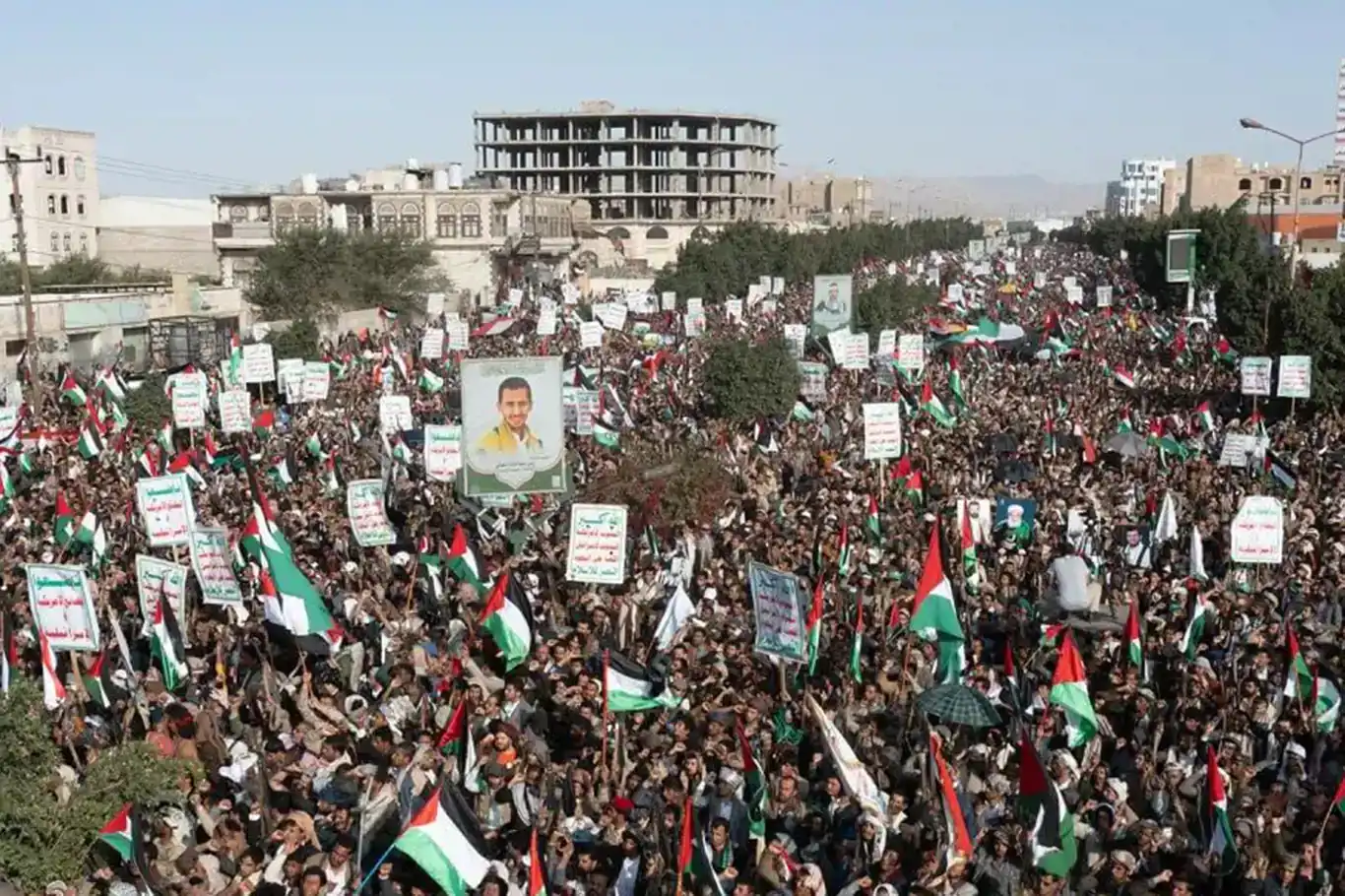 حەماس داوا لە مسوڵمانانی جیهان دەکات خۆپیشاندانی جەماوەری لە ڕۆژانی هەینی و یەکشەممەدا ئەنجام بدەن حەماس داوا لە مسوڵمانانی جیهان دەکات خۆپیشاندانی جەماوەری لە ڕۆژانی هەینی و یەکشەممەدا ئەنجام بدەن