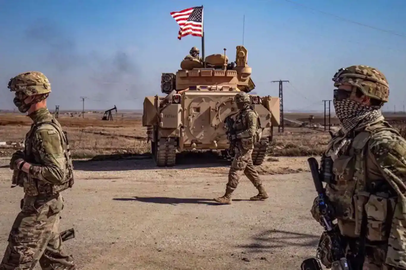 Suriye'de işgalci ABD üssüne füze saldırısı
