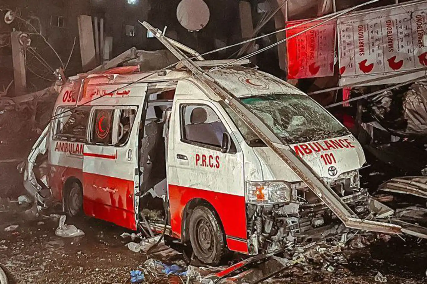 Siyonist rejim, binlerce kişinin sığındığı Kudüs Hastanesi'ni bombalamakla tehdit ediyor