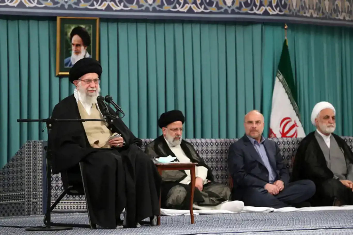 Ayatollah Khamenei: Zionist regime will be eradicated by Palestinian people Ayatollah Khamenei: Zionist regime will be eradicated by Palestinian people
