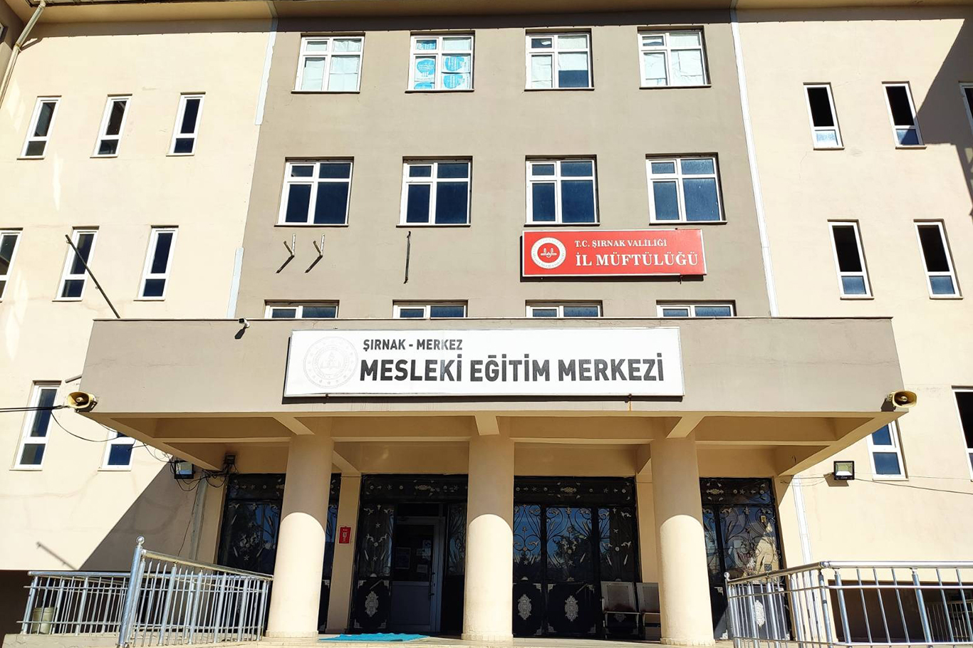 Kur'an Nesli Platformu Şırnak Koordinatörlüğünden İl Müftülüğüne ziyaret Kur'an Nesli Platformu Şırnak Koordinatörlüğünden İl Müftülüğüne ziyaret