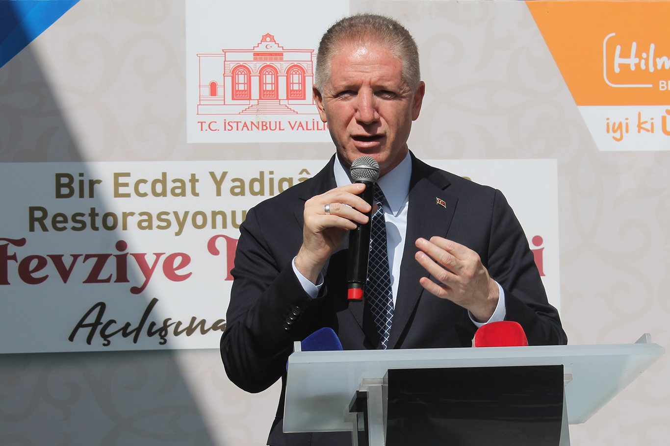 Üsküdar'da restorasyonu tamamlanan tarihi Fevziye Hatun Camii dualarla açıldı Üsküdar'da restorasyonu tamamlanan tarihi Fevziye Hatun Camii dualarla açıldı