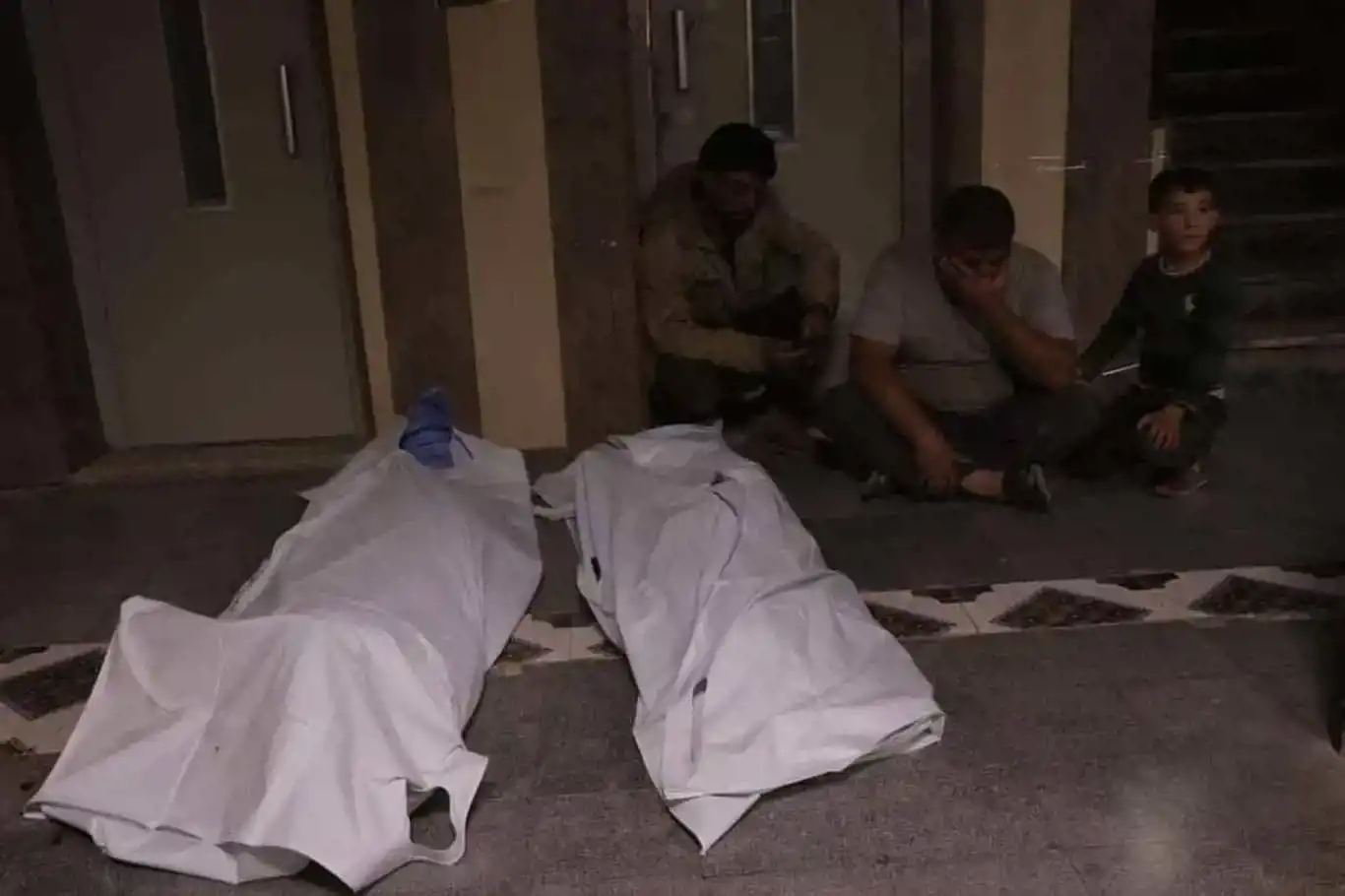 Syrian regime's artillery strikes kill 13 civilians in Idlib, White Helmets report Syrian regime's artillery strikes kill 13 civilians in Idlib, White Helmets report