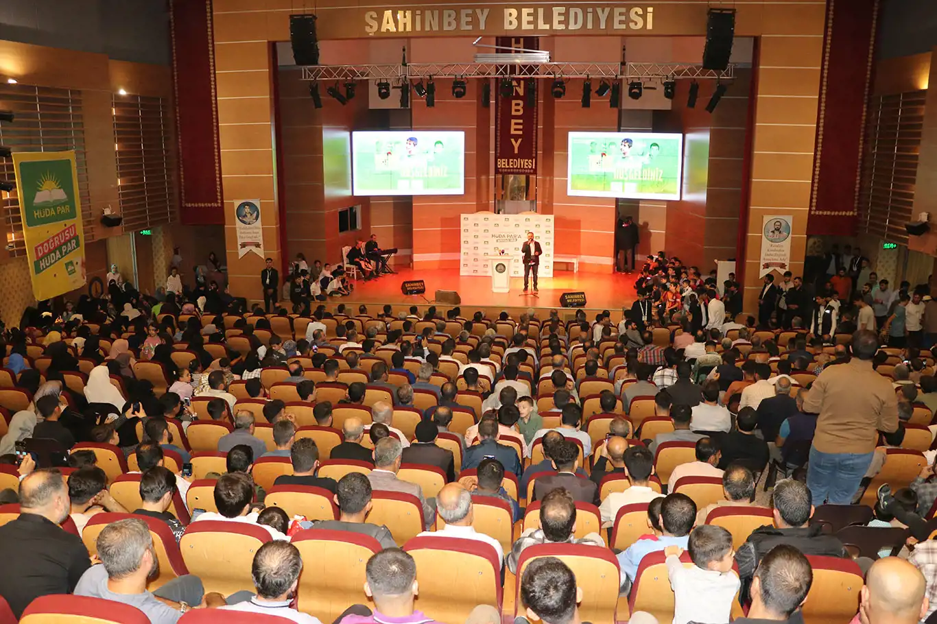 Kurban eti dağıtırken katledilen Şehit Yasin Börü ve dava arkadaşları yad edildi