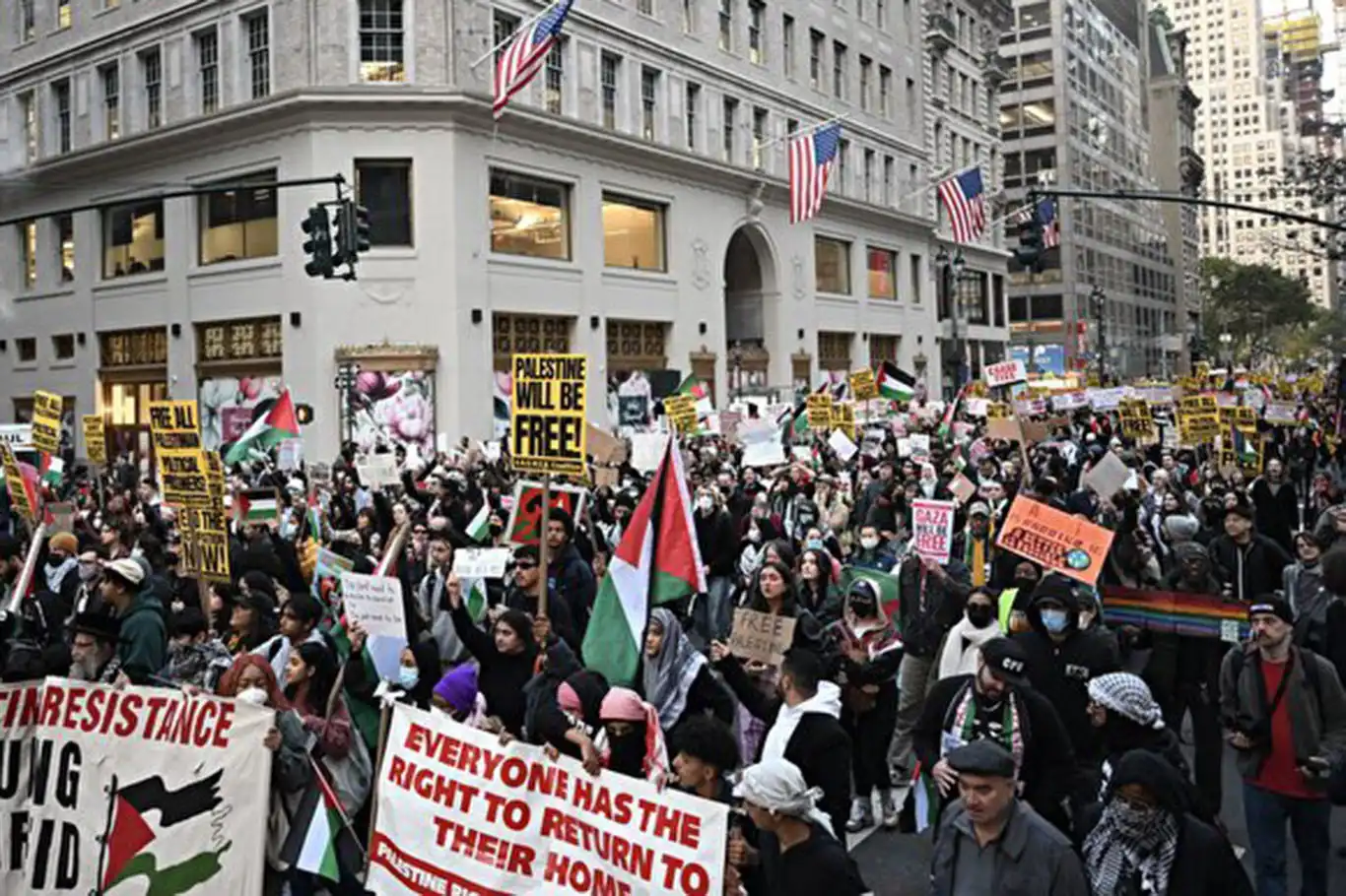 New York'ta Filistin'e destek yürüyüşü