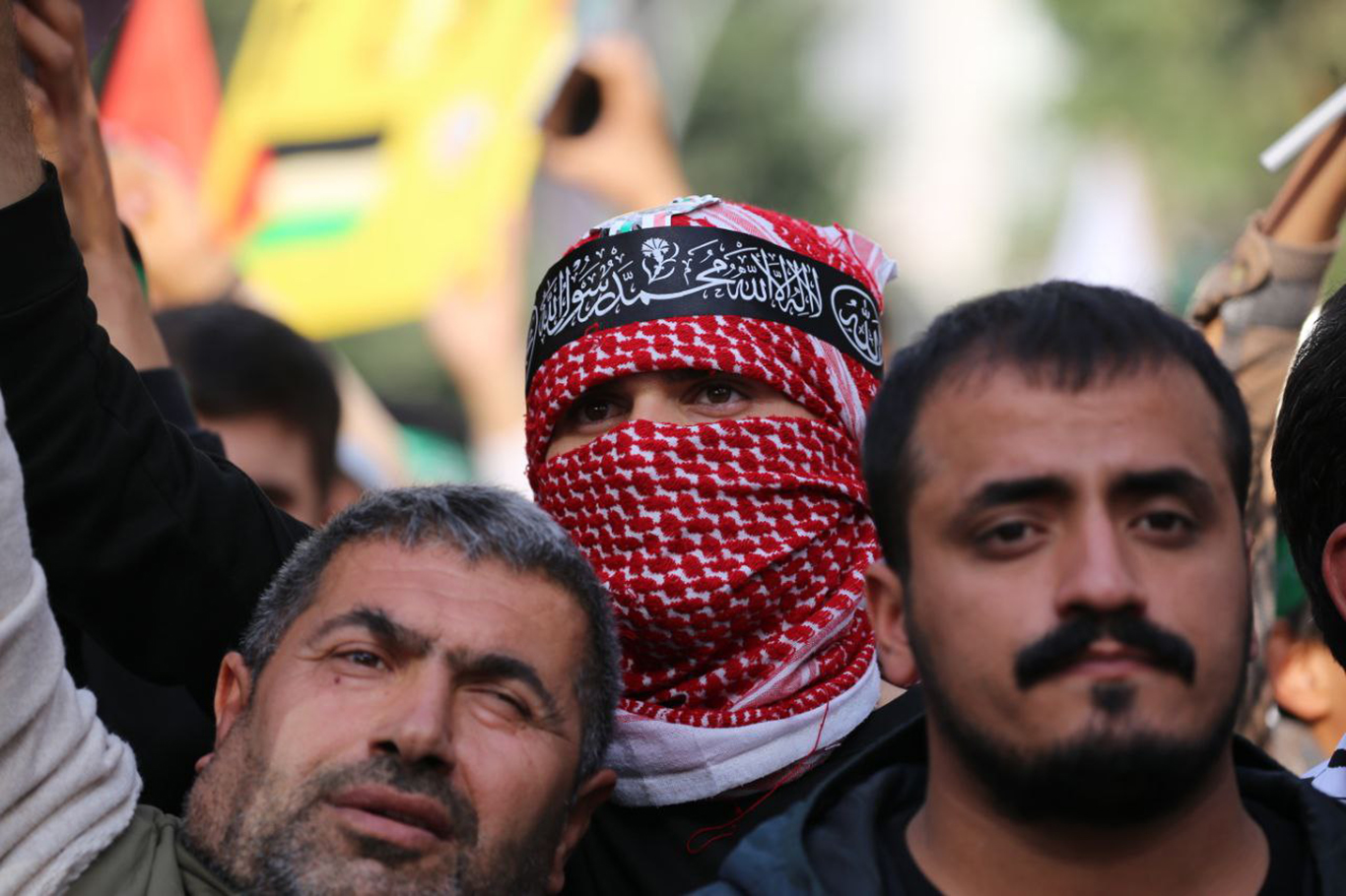 HÜDA PAR Batman İl Başkanlığı, "Aksa Tufanına Destek" temasıyla miting düzenledi.