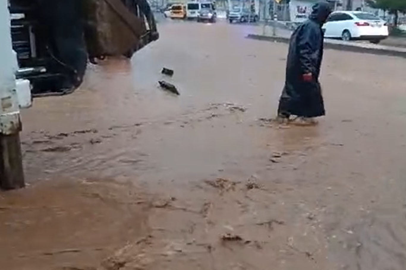 Silvan'da sağanak etkili oldu