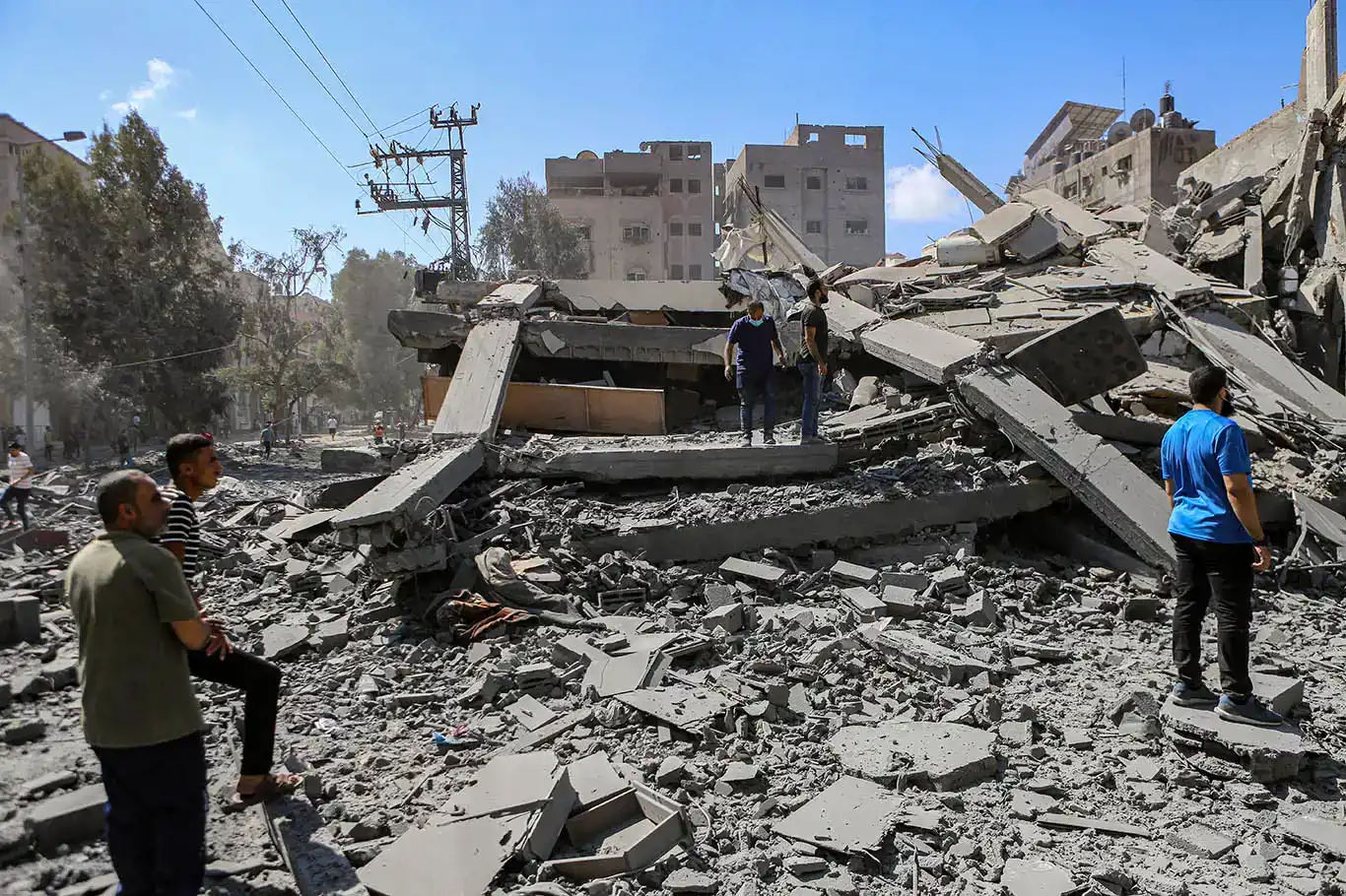 Siyonist rejim Gazze Şeridi'ne yoğun saldırılarını sürdürdü