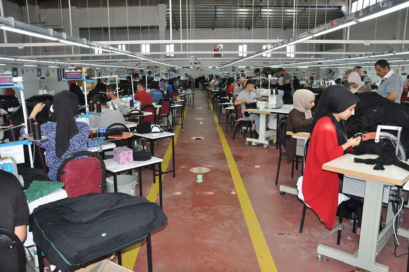 Turkish employment shows positive annual growth in Q3 [İLKHA] Ilke