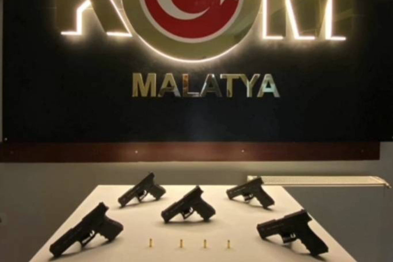 Malatya’da çok sayıda silah ele geçirildi