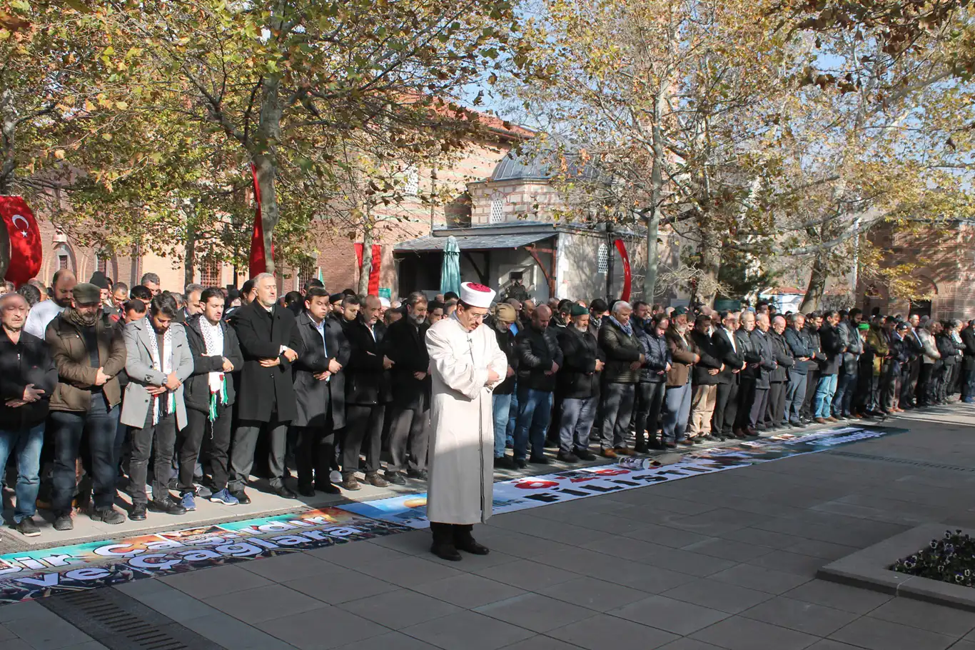 Filistin'de şehid olanlar için Ankara'da gıyabi cenaze namazı kılındı