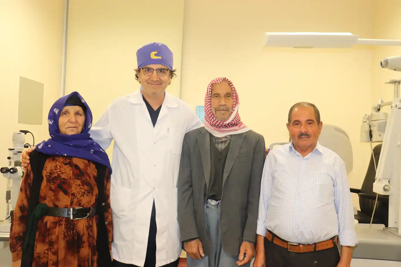 Katarakt ameliyatı, görme kaybı olan hastaların yaşam kalitesini artırıyor