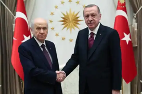 Serokkomar Erdogan, bi Bahçelî re wê hevdîtinê bike