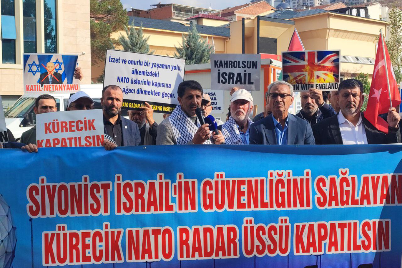 Malatya’da “Küreciği kapat israili köret” çağrısı yapıldı