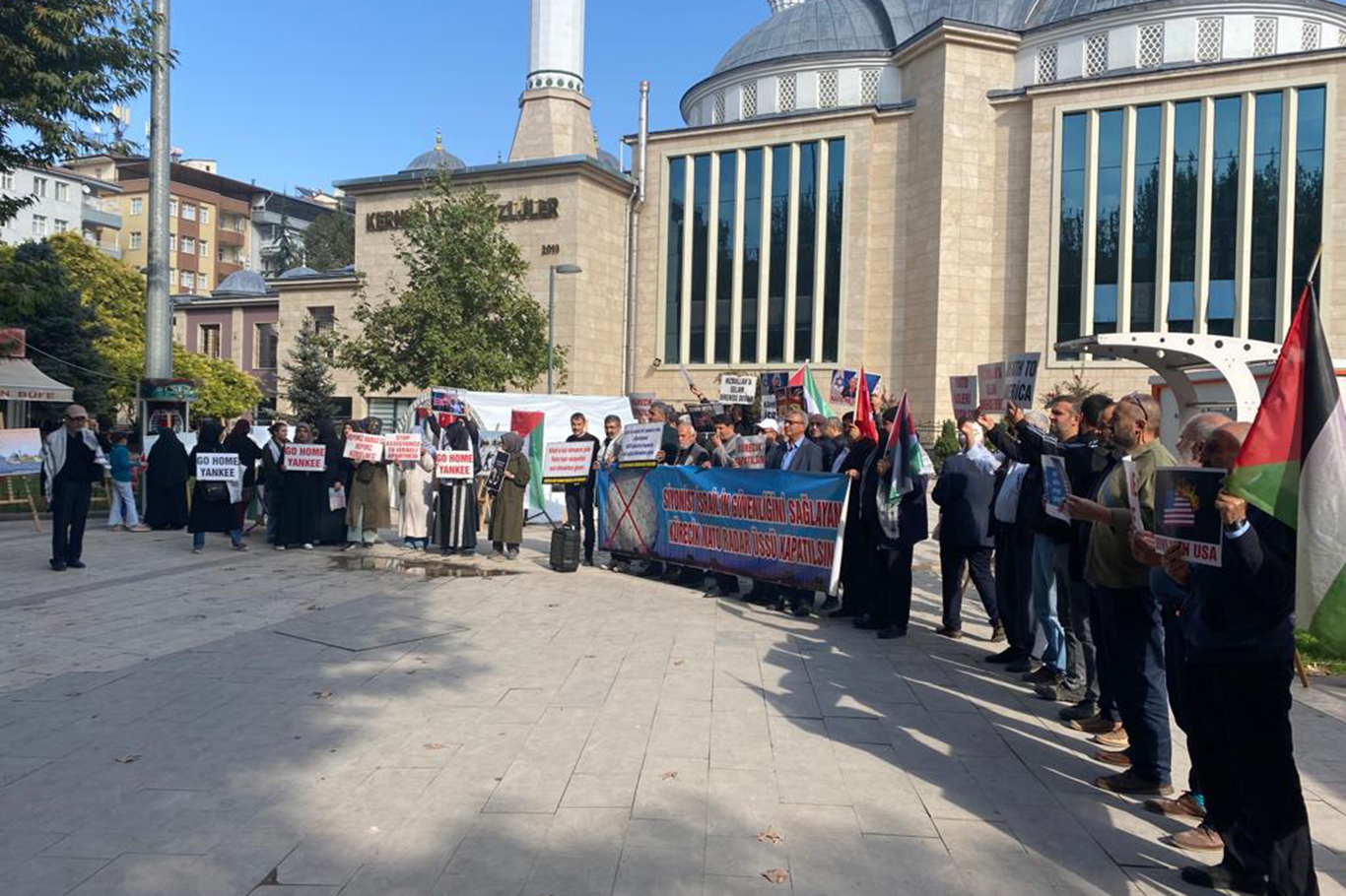 Malatya’da “Küreciği kapat israili köret” çağrısı yapıldı