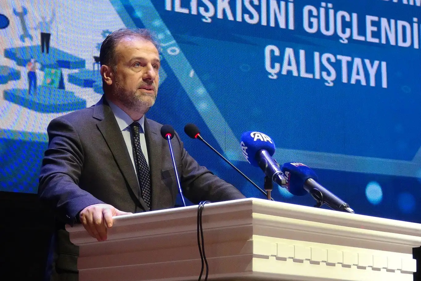 Milli Eğitim Bakan Yardımcısı Şamlıoğlu: 28 Şubatçıların hedefi mesleki eğitimi vurmalarıydı Milli Eğitim Bakan Yardımcısı Şamlıoğlu: 28 Şubatçıların hedefi mesleki eğitimi vurmalarıydı