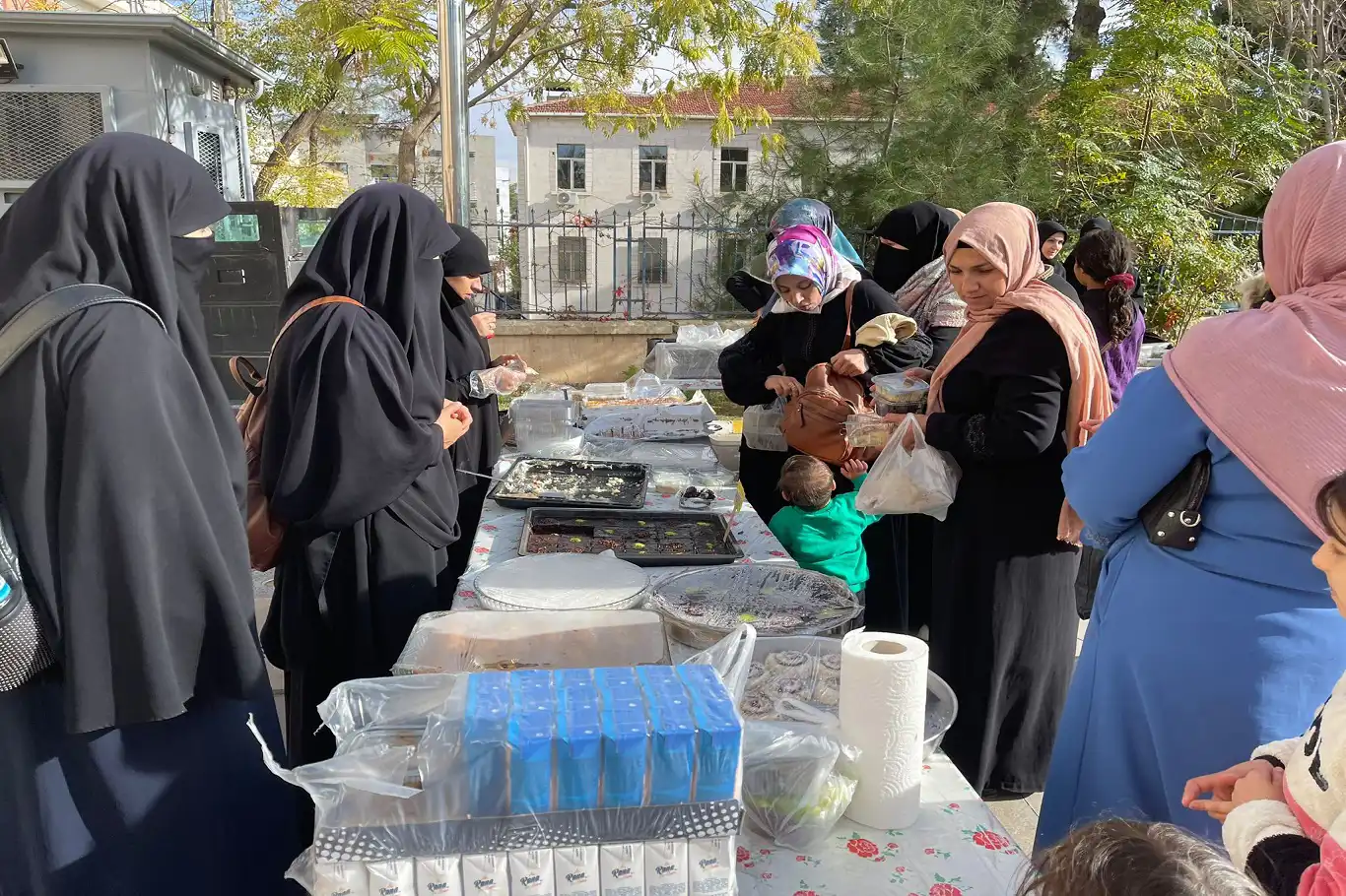 Umut Kervanı Mardin'de, Gazze yararına kermes düzenledi