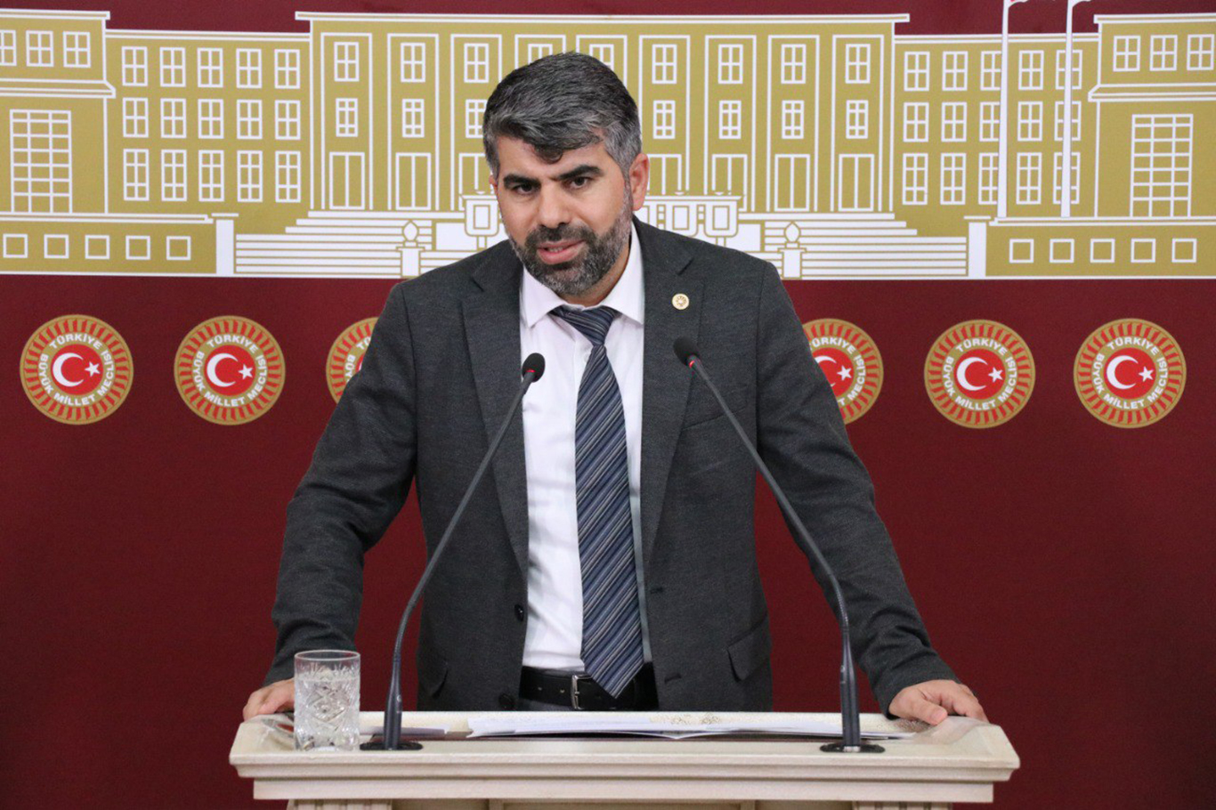 HÜDA PAR Mersin Milletvekili Faruk Dinç, Meclis'te basın toplantısı düzenledi