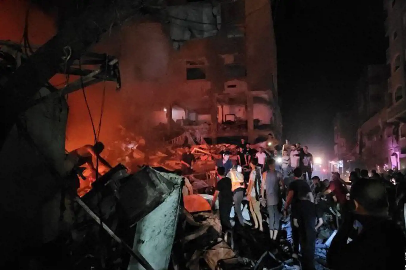 Gazze'de 40 bin konut işgal bombardımanında tamamen yıkıldı