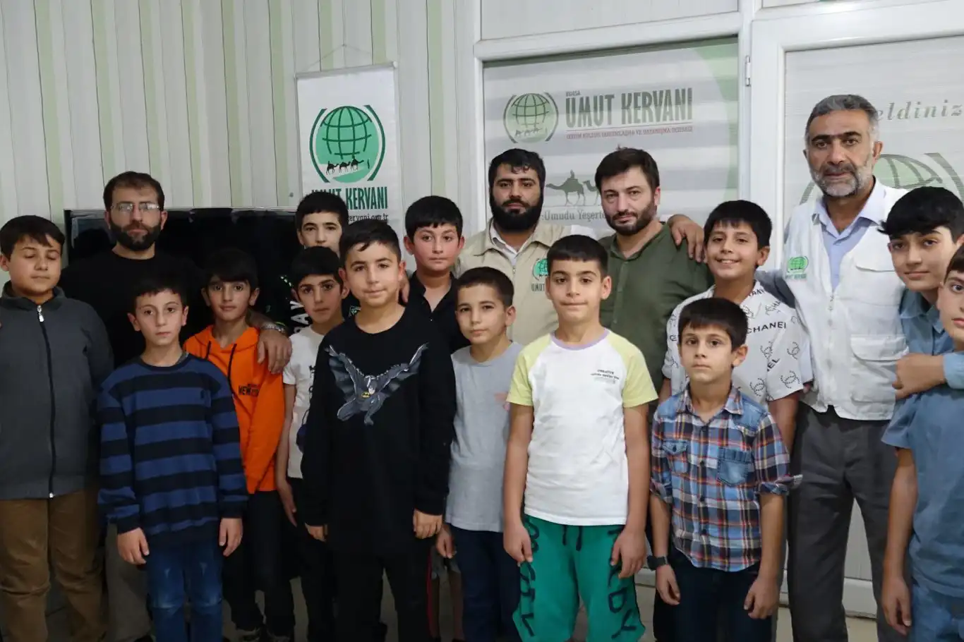 Bursalı çocuklardan örnek davranış: Harçlıklarını Filistin için bağışladılar