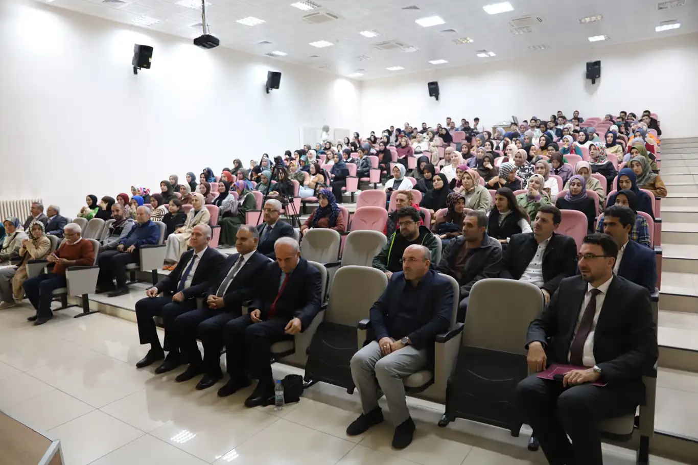 Elâzığ'da 'Filistin Meselesi' konulu panel düzenlendi