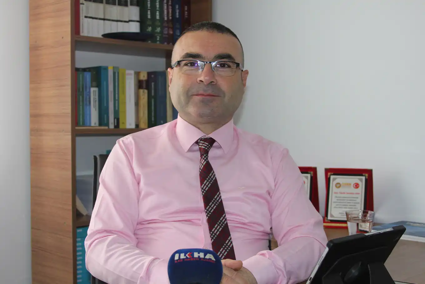 Eğitimci Daban: "Kanlı Para" oyunu ciddi bir tehdit Eğitimci Daban: "Kanlı Para" oyunu ciddi bir tehdit