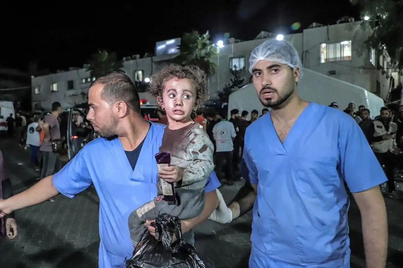 Gazze'den 172 yaralı ve refakatçi Mısır'a gönderildi