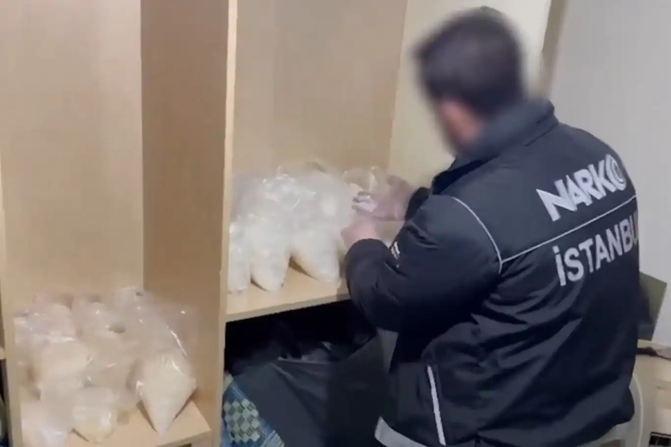 1️ ton 7️1️9️ kilogram uyuşturucu ele geçirildi 1️ ton 7️1️9️ kilogram uyuşturucu ele geçirildi