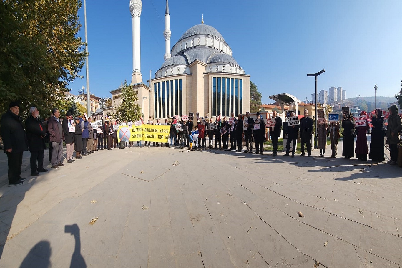 Tunç: Kürecik ve İncirlik’i kapatmamak Filistin davasına ihanet etmek demektir! Tunç: Kürecik ve İncirlik’i kapatmamak Filistin davasına ihanet etmek demektir!