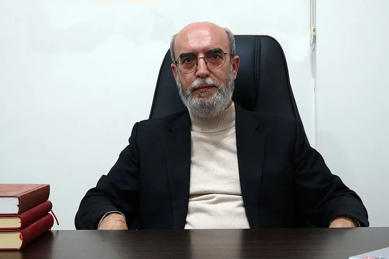 Muhammed Şakir: Eğitimciler ve alimler, peygamberlerin görevini ifa ediyor Muhammed Şakir: Eğitimciler ve alimler, peygamberlerin görevini ifa ediyor