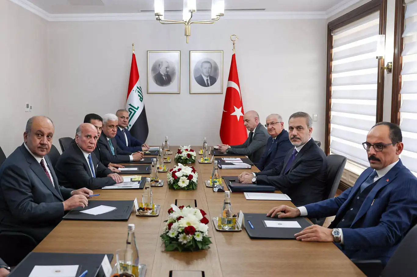 Turkish and Iraqi FMs discuss bilateral ties and development initiatives