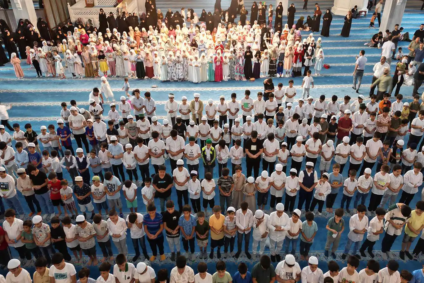Çocuklara namaz alışkanlığı nasıl kazandırılır? Çocuklara namaz alışkanlığı nasıl kazandırılır?