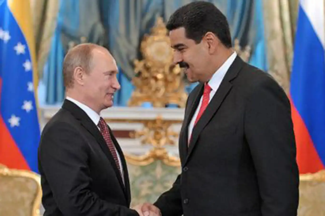 Putin, Venezüella lideri Maduro ile görüştü