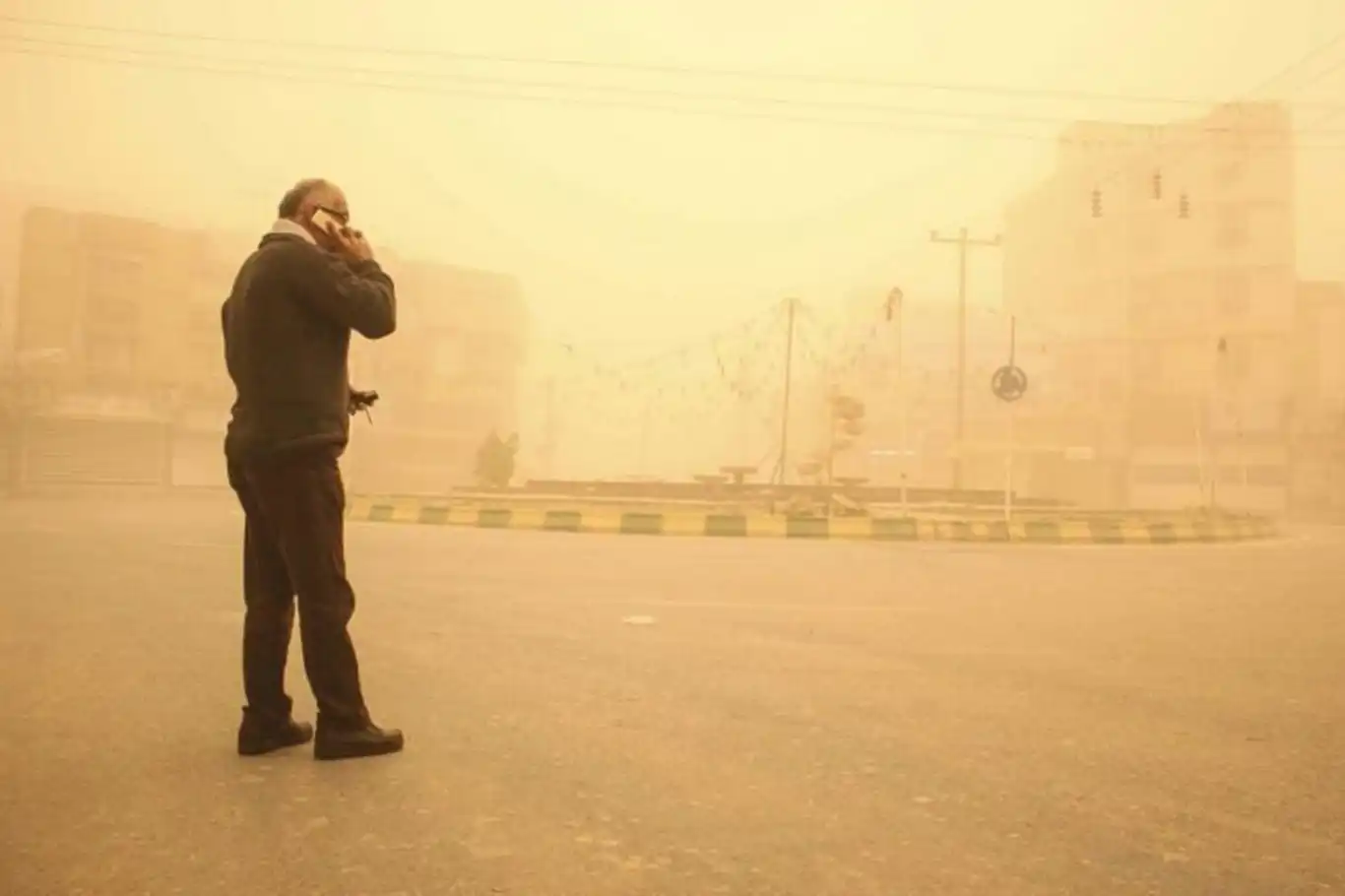Iran: Schools closed in Tehran and several provinces due to severe air pollution Iran: Schools closed in Tehran and several provinces due to severe air pollution