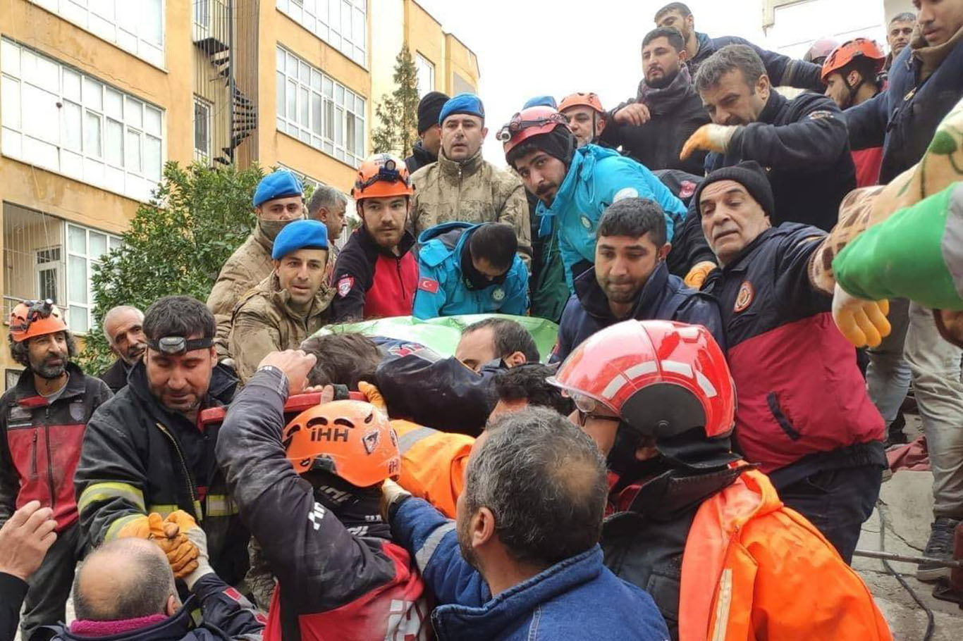 İslam ülkelerinde gıyabi cenaze namazları kılınacak İslam ülkelerinde gıyabi cenaze namazları kılınacak
