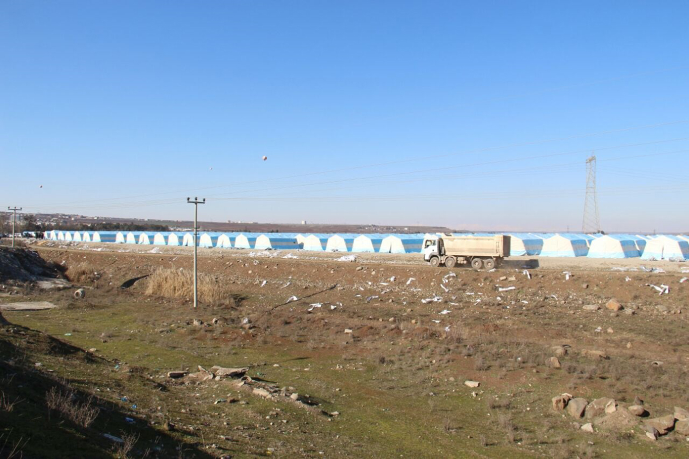 Diyarbakır'da yeni çadır kent kuruluyor Diyarbakır'da yeni çadır kent kuruluyor