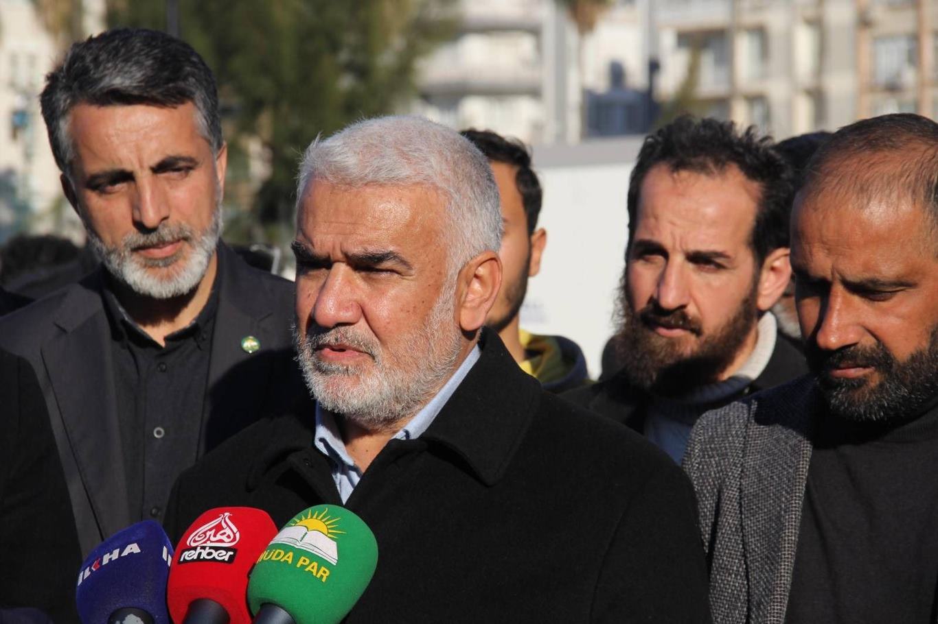 HÜDA PAR Genel Başkanı Yapıcıoğlu'ndan afet zamanında seçimin konuşulmasına tepki