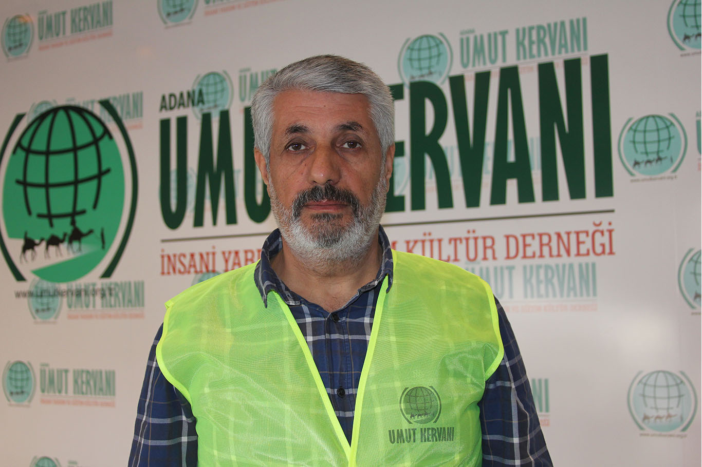 Adana'da koca yürekli miniklerden depremzedelere yardım Adana'da koca yürekli miniklerden depremzedelere yardım
