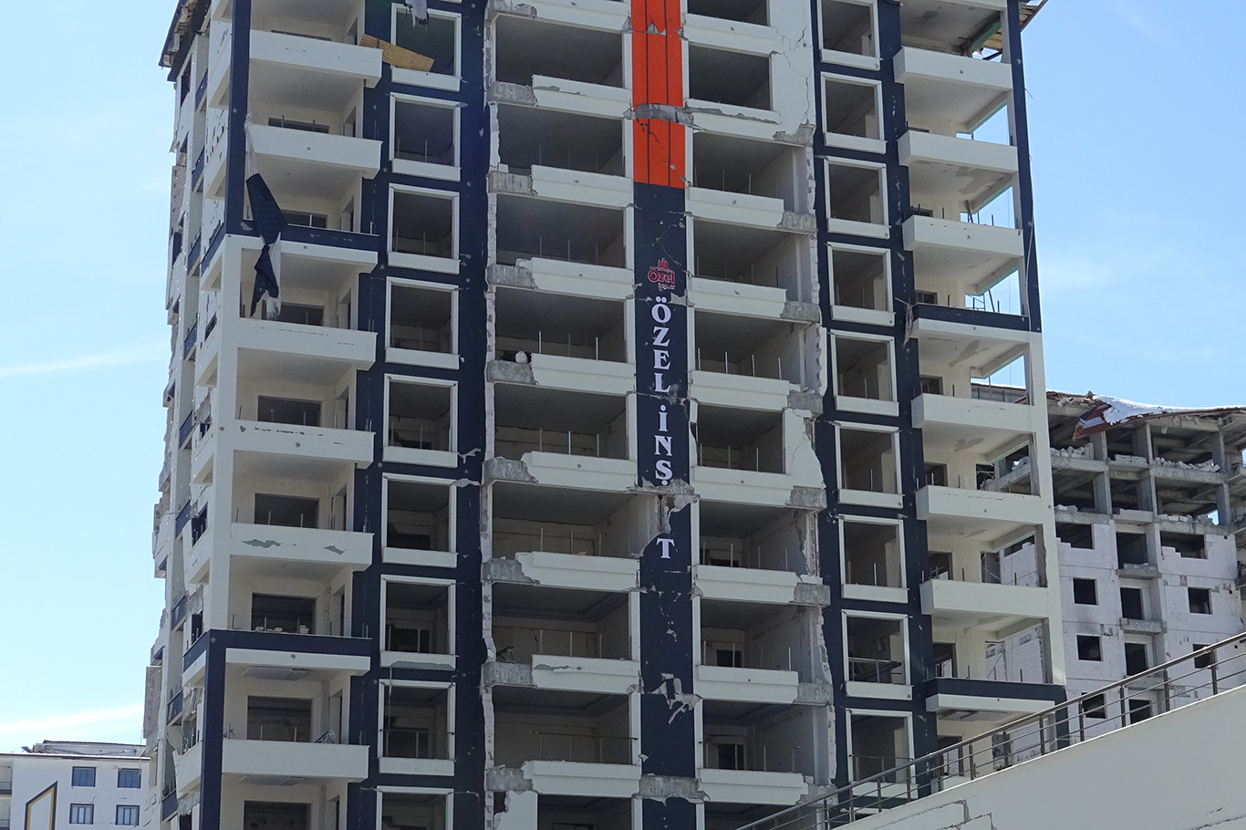 Malatya’da yeni yapılan binalar depremde yıkıldı