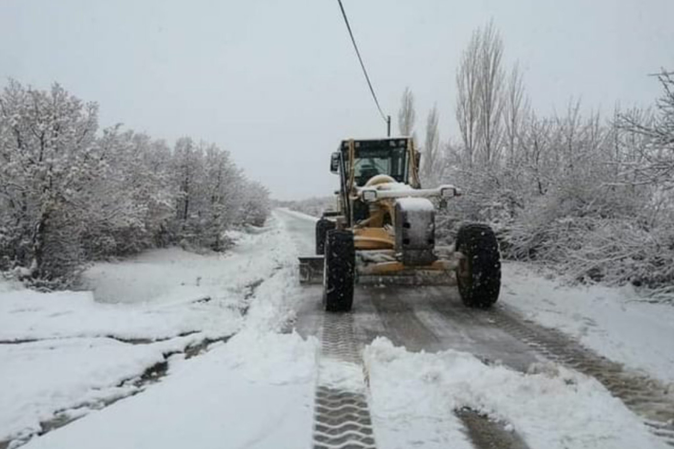 بەهۆی بارینی بەفر رێگای ڕحا-دیاربەکر داخرا بەهۆی بارینی بەفر رێگای ڕحا-دیاربەکر داخرا