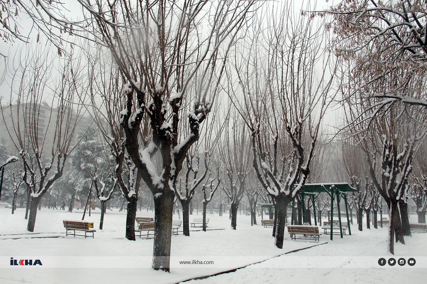  Diyarbakır receives first snowfall of the year 
