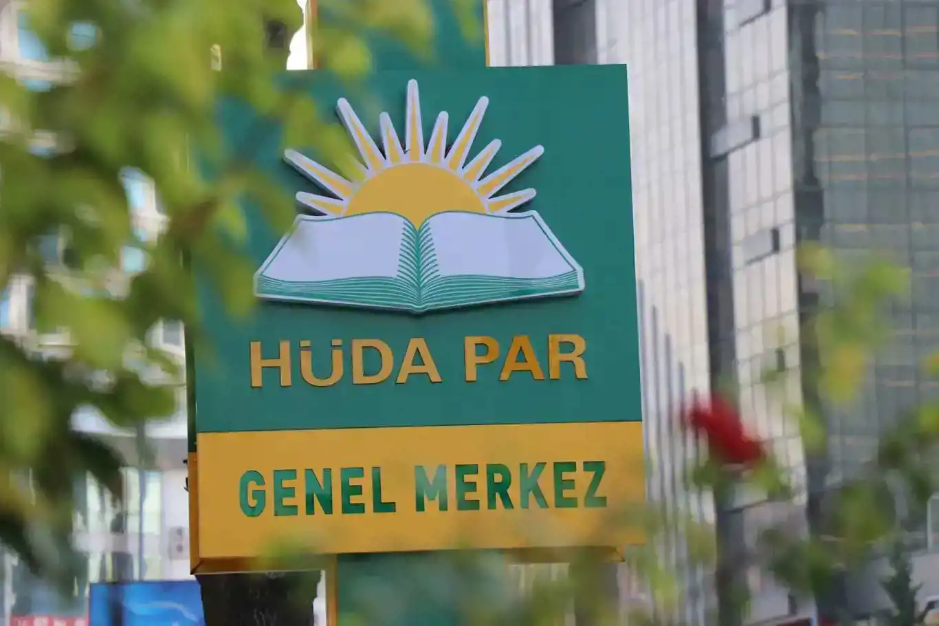 Istanbul court block access to news defaming HÜDA PAR