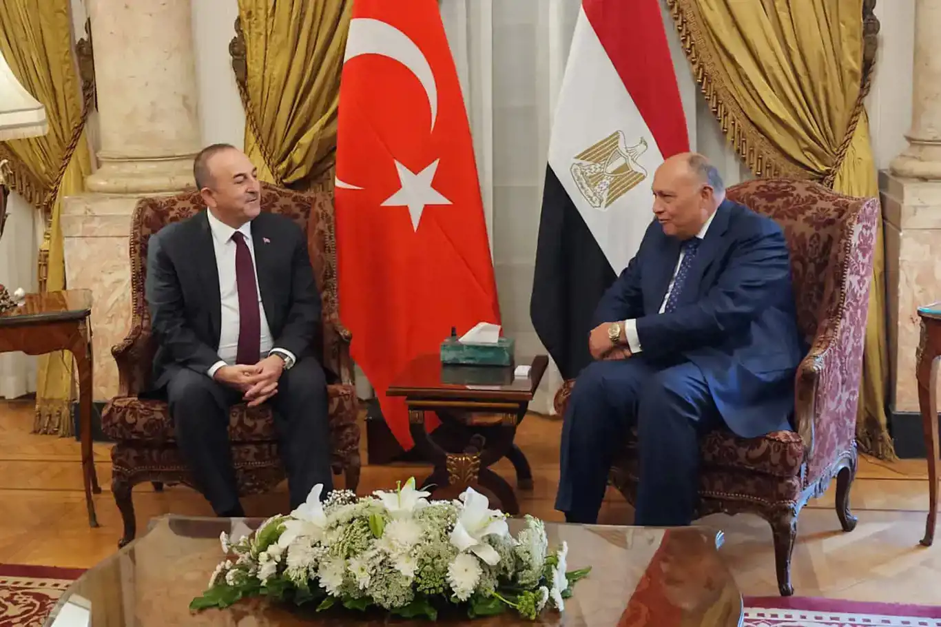 Turkish Foreign Minister meets with his Egyptian counterpart in Cairo for first talks in over decade