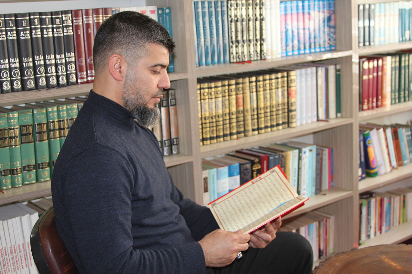 "Oruç, yeri geldiğinde helalden dahi vazgeçme bilinci verir"