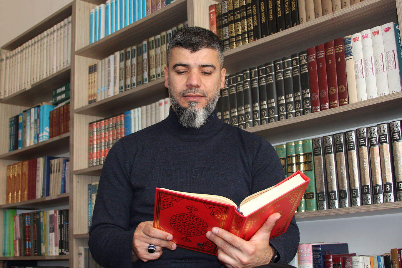 "Oruç, yeri geldiğinde helalden dahi vazgeçme bilinci verir"