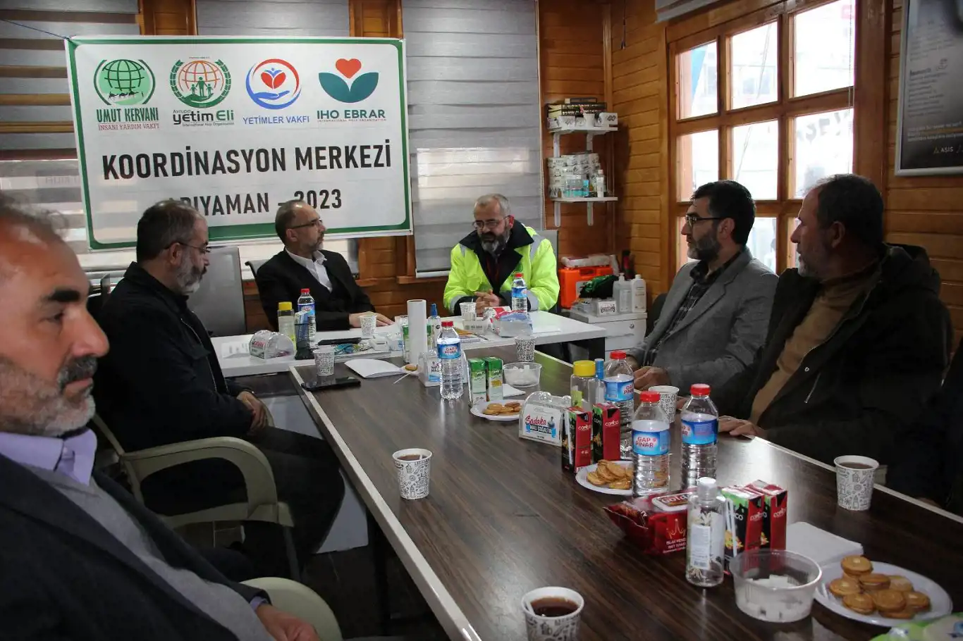 HÜDA PAR Genel Başkan Vekili İshak Sağlam'dan Adıyaman'daki Umut Kervanı Koordinasyon Merkezine ziyaret