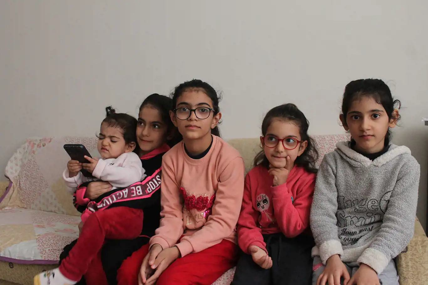 Depremzede minikler: Biz okulumuzu ve arkadaşlarımızı özledik Depremzede minikler: Biz okulumuzu ve arkadaşlarımızı özledik
